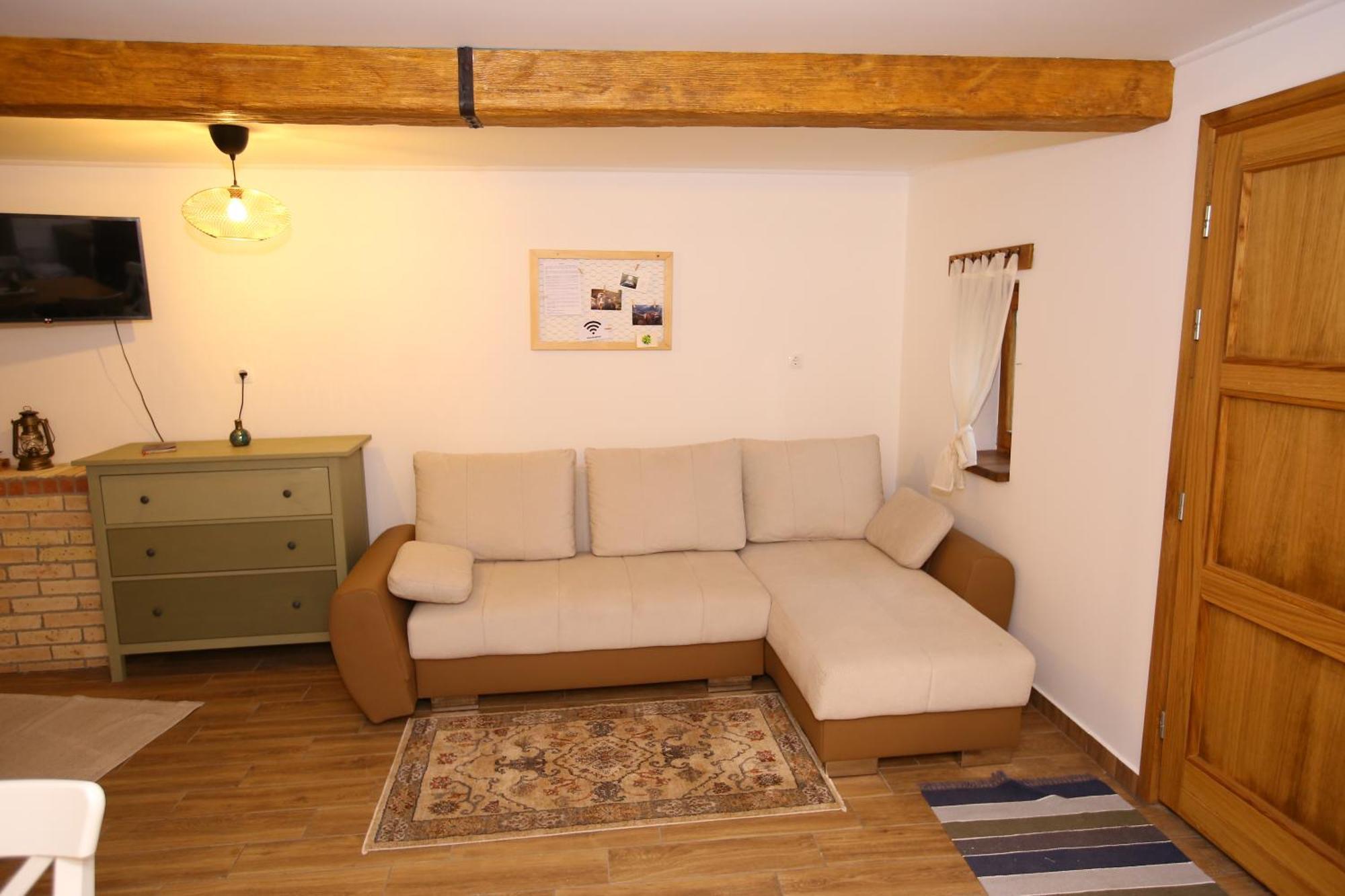 Apartmán Goher Pince Es Vendeghaz Csaszartoltes Exteriér fotografie